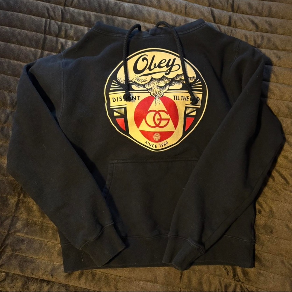 Obey Propaganda Hoodie Size S Black